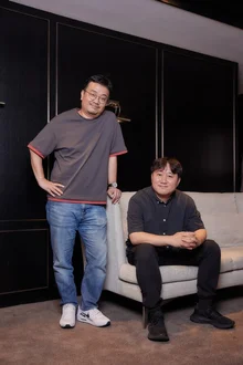 [인터뷰] “<방법> 세계관이 생물처럼 살아 움직였으면 좋겠다” <방법: 재차의> 김용완 감독, 연상호 작가