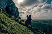 <그린 나이트>, 데이비드 로어리가 실사의 세계에 배양한 환상의 포자들