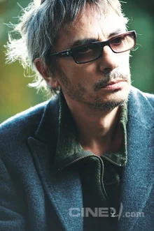 단 6편으로 영화계의 정점에 선 감독 '레오 카락스' 