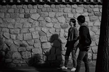 <아워 미드나잇>이 환상을 작동시키는 방식