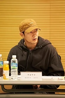 [충무로 통신] <빅토리><댓글부대> 크랭크인·조인성, 나홍진 감독 신작 <호프> 긍정 검토 등
