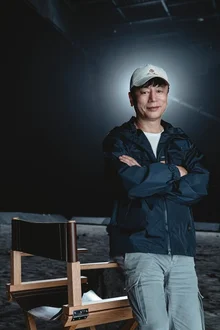 [인터뷰] “샷 수 줄이고 압도적 퀄리티에 집중 &hellip; 경이로운 우주적 체험 확신해” <더 문> 김용화 감독