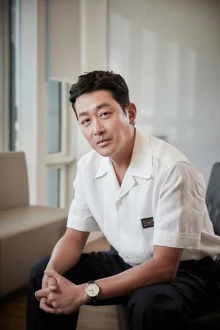 [인터뷰] <비공식작전> 하정우, “살기 위해 다음 행보로 향한다.”