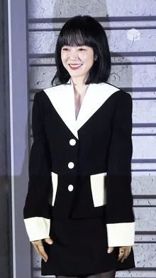 44세? 거짓말이죠... 세월 다 피해갔다는 임수정 [거미집]