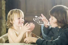 [강정의 씬드로잉] 소년은 왜 괴물이 될 수밖에 없었나 <한니발 라이징>