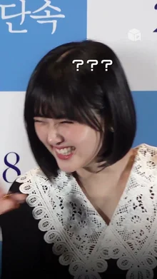 신카이 마코토: 젊으면 그 정도는 뛸 수 있는 거 아닌가요? 스즈메: ??? [스즈메의 문단속]