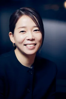 [인터뷰] 〈아네모네〉 배우 정이랑, “속 시원하게 대신 화내드립니다”