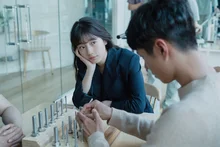 수지와 이진욱,〈실연당한 사람들을 위한 일곱 시 조찬모임〉에서 만난다