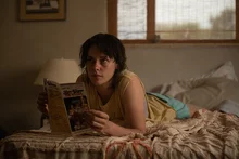 [인터뷰] “얌전 떠는 시대의 대담한 섹슈얼리티” 〈러브 라이즈 블리딩〉 로즈 글래스&크리스틴 스튜어트