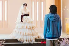 동시대의 직장인을 대변한 블랙코미디 같은 〈손해 보기 싫어서〉, 공감 갔던 포인트들