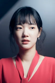 [인터뷰] 〈럭키, 아파트〉 배우 손수현, “혐오와 마주한 현실 스릴러의 생얼”