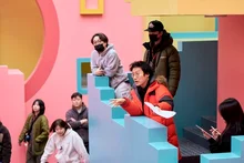 뭐가 달라졌을까? 〈오징어 게임〉시즌2 세트장에 방문하다