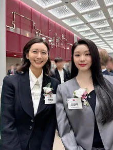 Han Seong-joo Spotted with Kim Yuna at Official Event After 14 Years, 'Pretending Not to Know is Also Support'