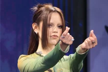 [On-site Photo] Jenna Ortega from Netflix Series 'Wednesday' Attends Season 2 Press Conference in Korea!