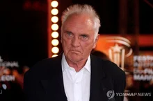 《超人》喬德將軍特倫斯·史坦普去世...60年演藝生涯結束，享年87歲