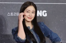 [On-site Photo] 'Butterfly' Cast Kim Tae-hee, Park Hae-soo, and Kim Ji-hoon at the Red Carpet Event!