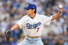 BTS V，在洛杉磯道奇主場比賽中投球！