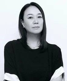 [Interview] 'Bechdel Day 2025' This Year's Bechdelian! Writer Park Ji-sook of 'The Tale of Lady Ok' Captures Popularity, Artistic Value, and Equality