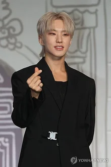 セブンティーンのホシ、16日に陸軍現役入隊...新曲『テイク・ア・ショット』をサプライズ発表