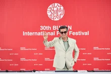 Jafar Panahi Wins the Asian Filmmaker of the Year Award at the 30th Busan International Film Festival!