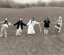 艾莉特，單曲專輯《不再可愛》11月24日發行