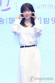 [フォト&] チェ・ソンウン、愛らしいハート