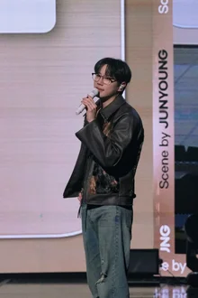 '멀티플레이어' 이준영, 노래→댄스→MC까지..앙코르 팬미팅 대성황