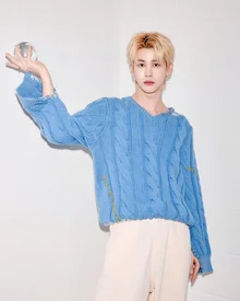 歌手秀平，與SM C&C簽訂專屬合約