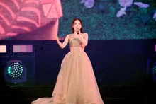 The Only Korean Guest at the Disney Princess Concert... Park Jin-joo Perfectly Transforms into a Princess