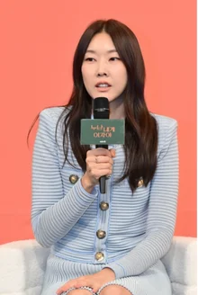 Han Hye-jin YouTube Hacking Incident... Channel with 860,000 Subscribers Deleted After Coin Broadcast
