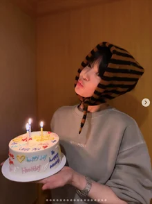 [フォト&] ソン・ヘギョ、40代とは思えない若々しい美貌