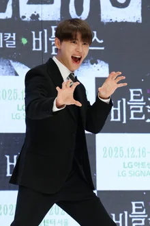 [フォト&] ミュージカル ビートルジュース、ミュージカルデビュー15年目のキム・ジュンスの「可愛くてキュートな悪戯っ子のようなイメージ」