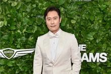 [포토&] 한류 배우 이병헌, 고담 어워즈서 박찬욱감독과 존재감 과시