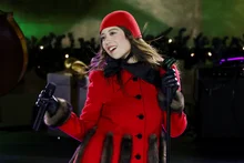 紐約的心臟點亮了... 洛克菲勒中心樹點燈，5萬個LED和施華洛世奇星星的壯觀