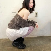 [フォト&] ハン・ソヒのフォト撮影現場、タトゥーストッキングのアバンギャルドな魅力