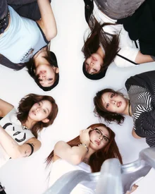 LE SSERAFIM《意大利麵》在發行7週後突破1億次Spotify串流