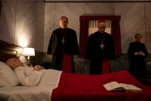 차기 교황을 선출하는 현장, 성직자들의 미스터리 탐정물 〈콘클라베〉