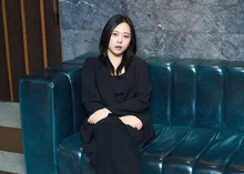 〈기생충〉부터 〈미키 17〉까지, 통역가 최성재가 지나온 여정