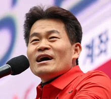 전한길 강사, 〈폭싹 속았수다〉 출연했지만 통편집…넷플릭스 