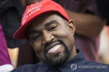 칸예 웨스트, 히틀러 찬양하는 '하일 히틀러' 발표로 논란…주요 스트리밍 서비스 차단 조치