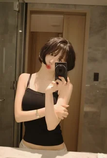 [포토&] LE SSERAFIM 櫻花，寒冬無袖... 