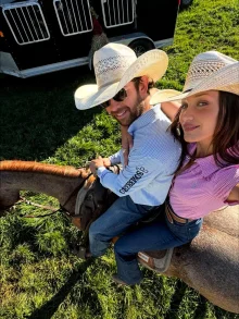 「牛仔浪漫結束了」... 貝拉·哈迪德，2年戀情劃下句點 '剩下的只有數十億匹馬'