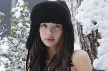 [Photo &] BLACKPINK Lisa, Daring Bikini in the Snow... 