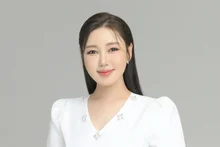 Song Ga-in's LA Concert Postponed Due to Visa Issues... Trump-era Visa Policies Disrupting US Performances