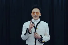 G-Dragon Delivers Video Message at KAIST Graduation Ceremony... 