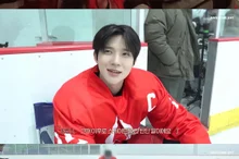 'Moon Sang-min Transforms into a Hockey Player' Moon Sang-min, Lee Young-ji's 'Robot' MV Behind-the-Scenes Revealed
