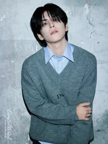 DAY6 Wonpil Unveils First Solo Concept Photo for 'Unpiltered'... Dreamy Mood with a Sunlit Smile