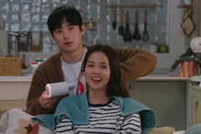 グローバルホリックロマンス「〈月刊ボーイフレンド〉」、Netflix非英語圏1位を守る…未公開スチールを驚きの公開