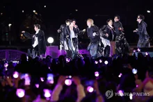 【企業ニュース】「BTSツアー収益1.5兆円見通し」ハイブ株が3.9%反発