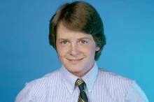 Michael J. Fox’s ‘Death Hoax’ Was a Major CNN Blunder… “He Was on Stage Even Yesterday,” Confirming He’s Alive
